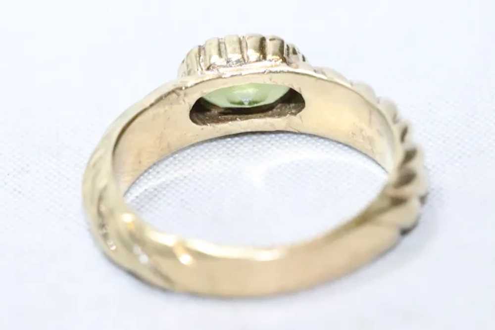 14KT Yellow Gold Peridot Ring - image 3