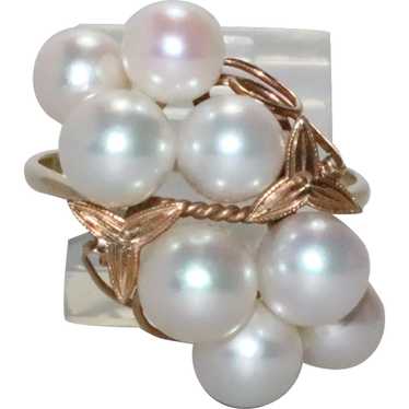 14 KT Yellow Gold Pearls Ring - image 1