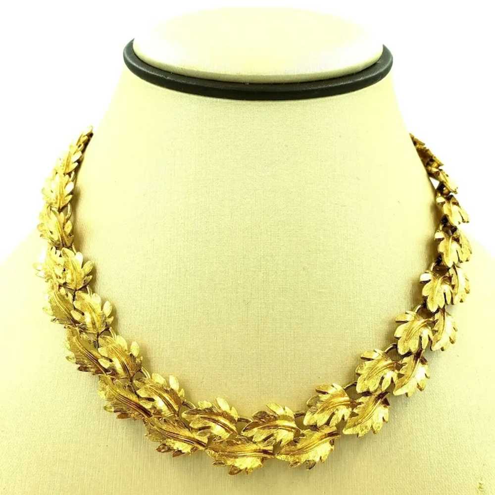 Napier Textured Overlapping Leaf Garland Choker Gem