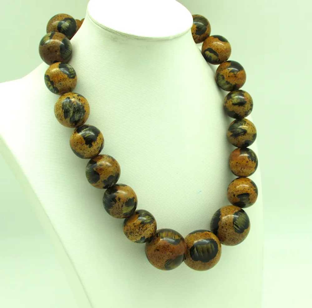 Graduated Painted Wood Bead Necklace - image 2