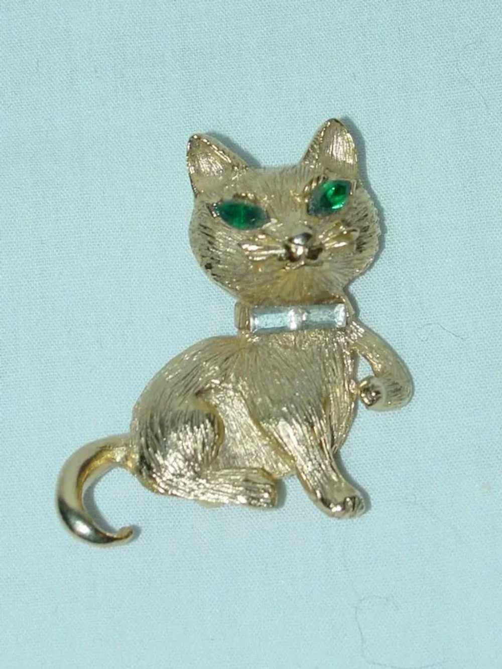 Vintage Kitty Cat Pin / Brooch - image 1