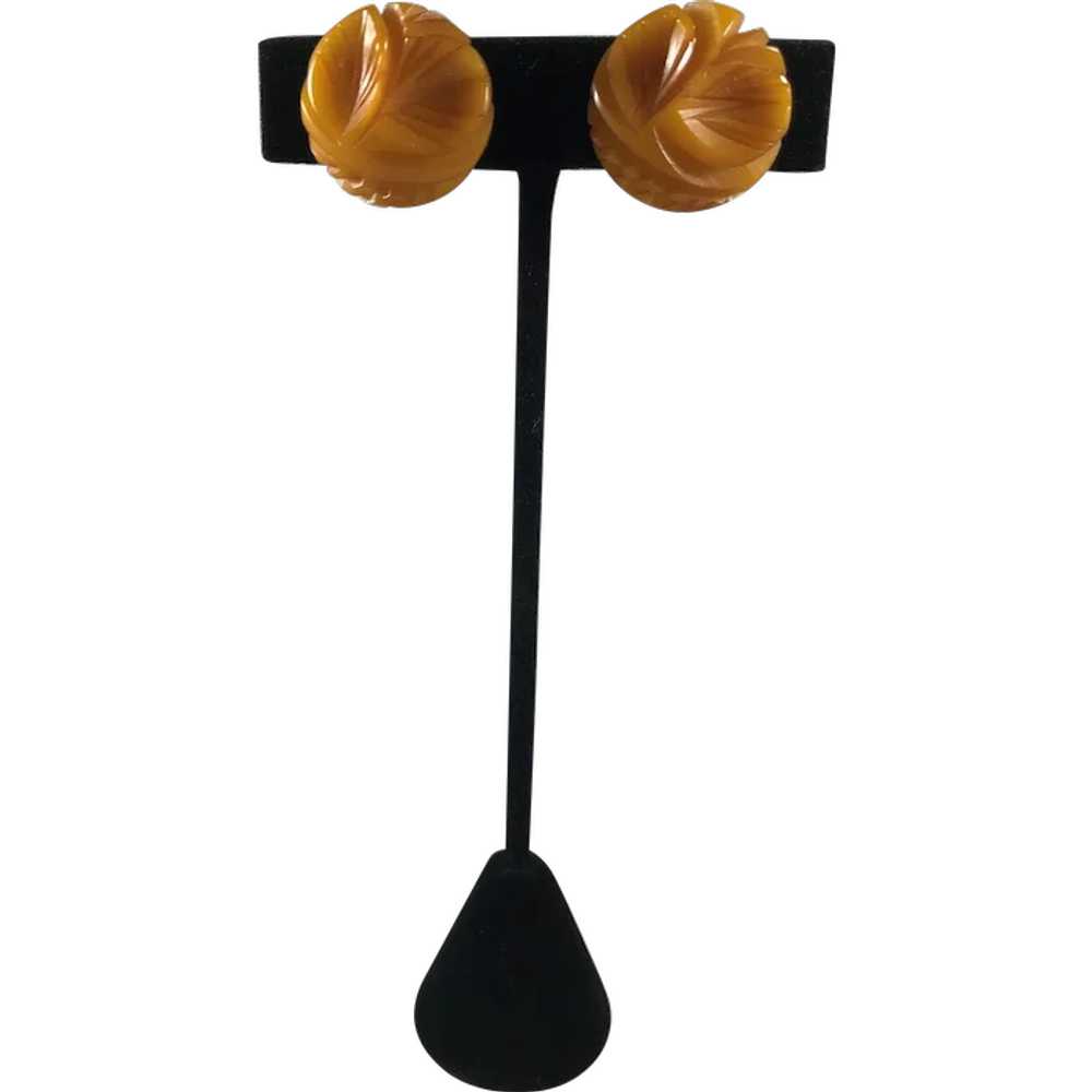 Carved Bakelite Round Butterscotch Screw On Earri… - image 1