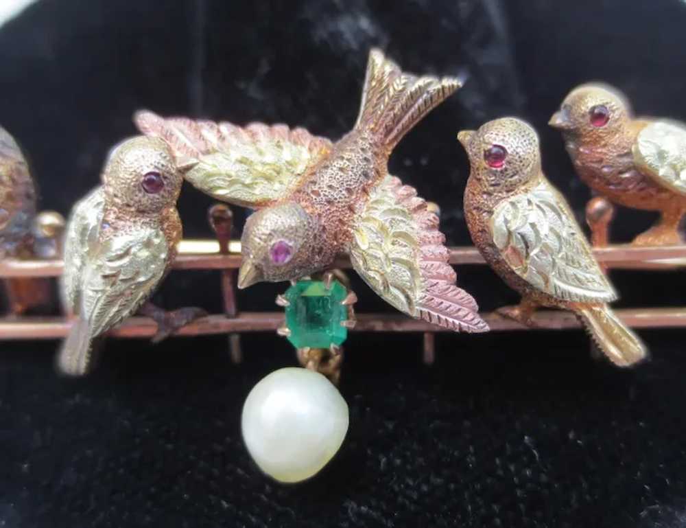 Delightful 14K Gold Antique Bird Brooch with Emer… - image 4