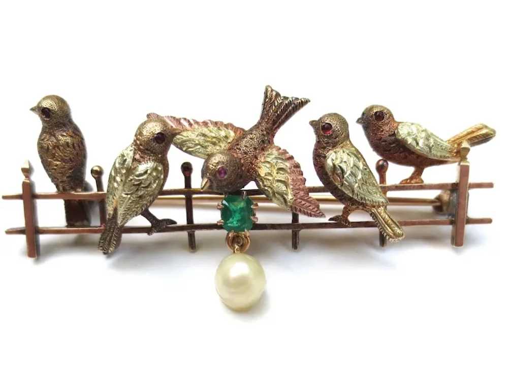 Delightful 14K Gold Antique Bird Brooch with Emer… - image 5