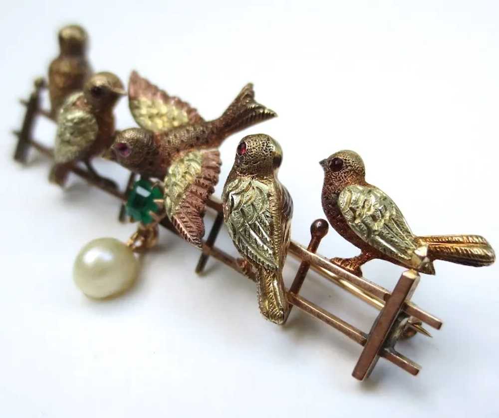 Delightful 14K Gold Antique Bird Brooch with Emer… - image 6