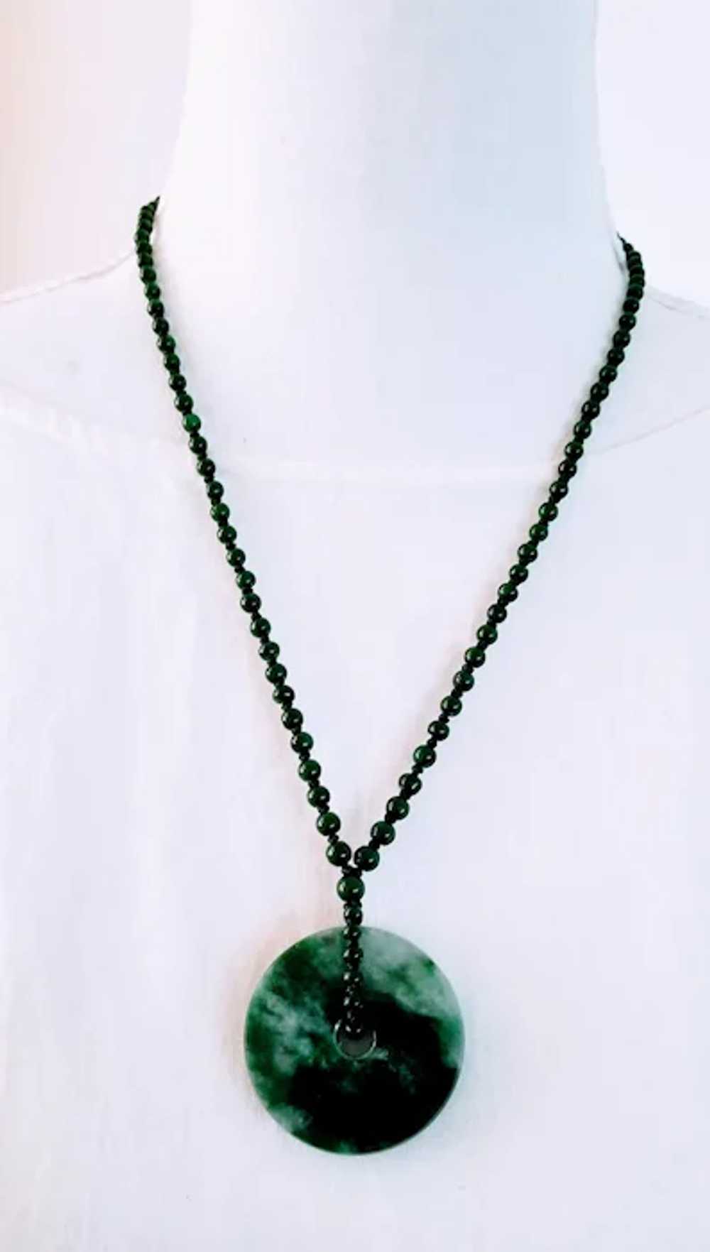 14K Jadeite Pendant and Beads Necklace - image 4