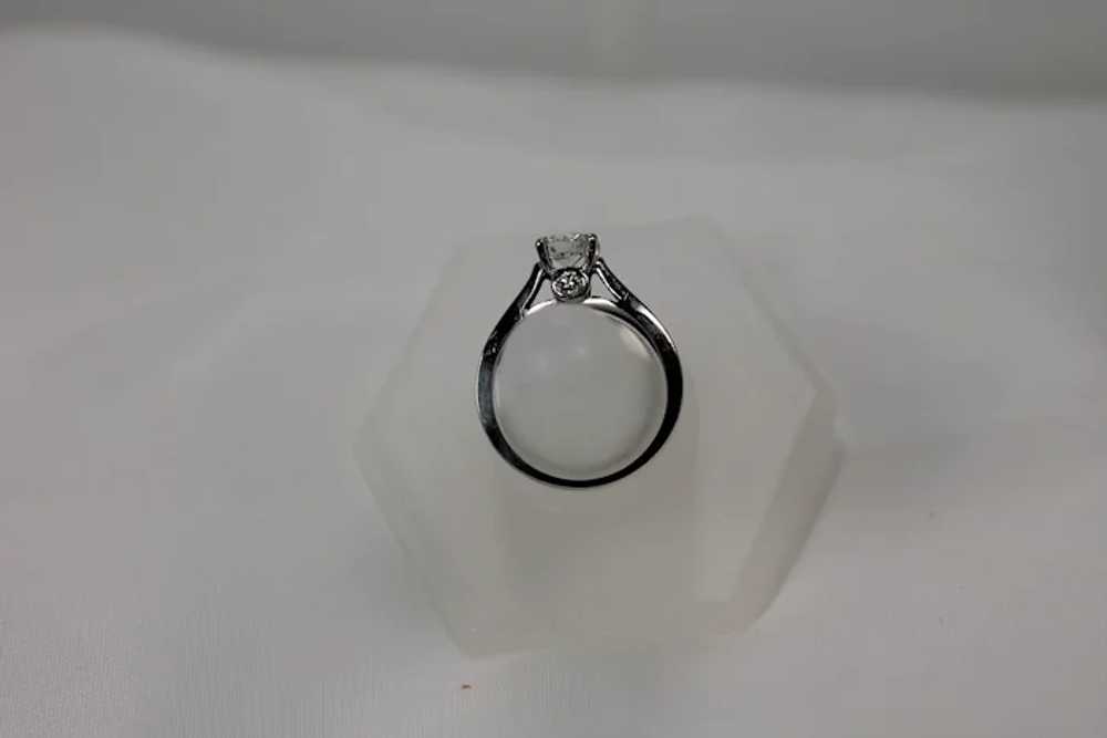 Beautiful .96 CTW Diamond Ring, 81 pt Center. 14k… - image 3