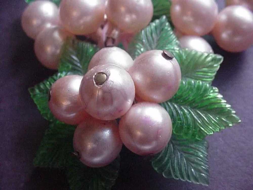 Vintage Large Bauble / Faux Pearl Dangle Pin - image 3