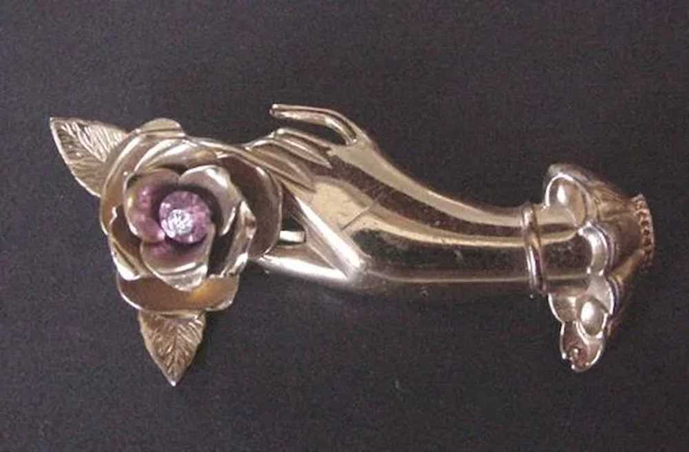 Vintage Jewelry Coro Hand Pin with a Pink Rhinest… - image 1