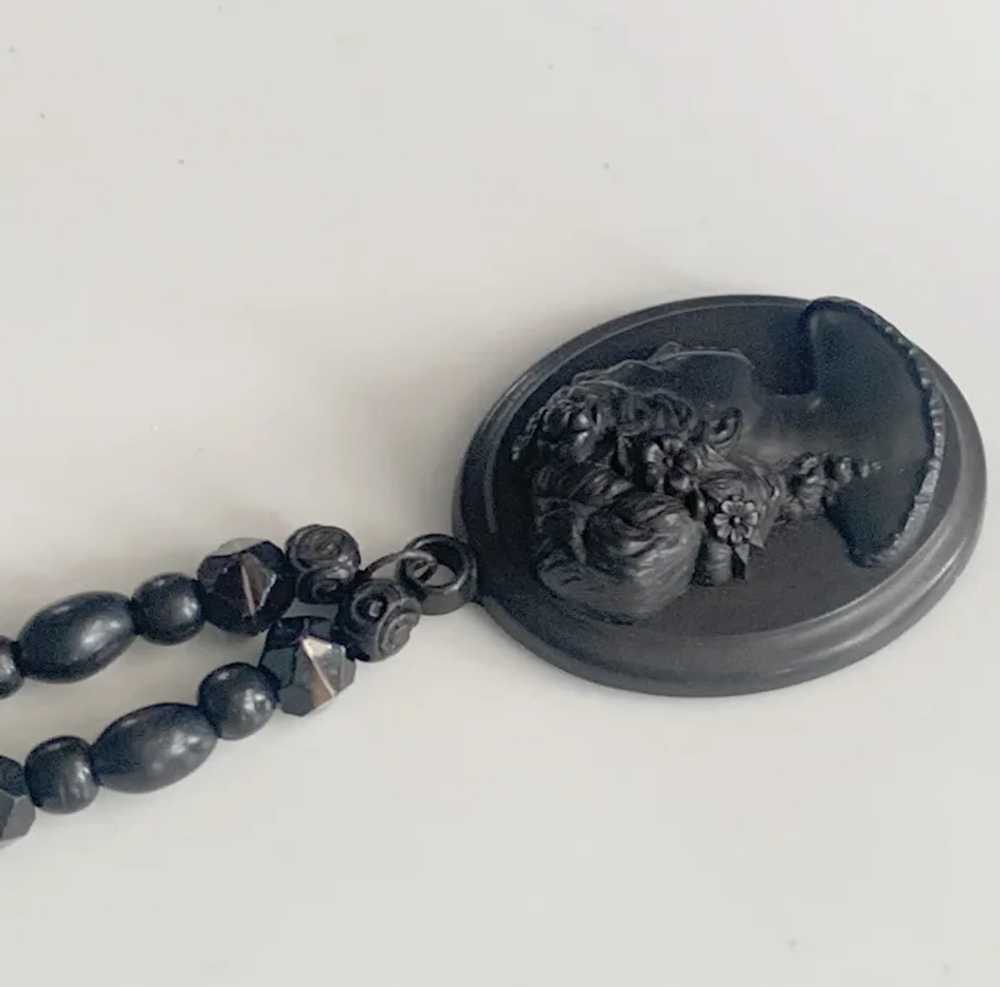 Victorian Mourning Cameo necklace - image 5