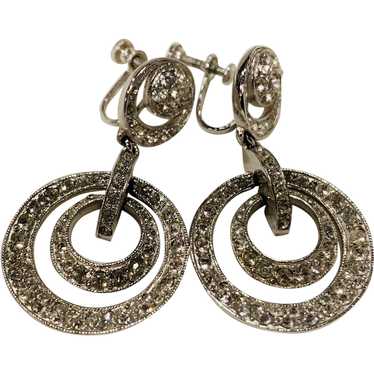 A chic vintage pair of Ora rhinestone circular dro