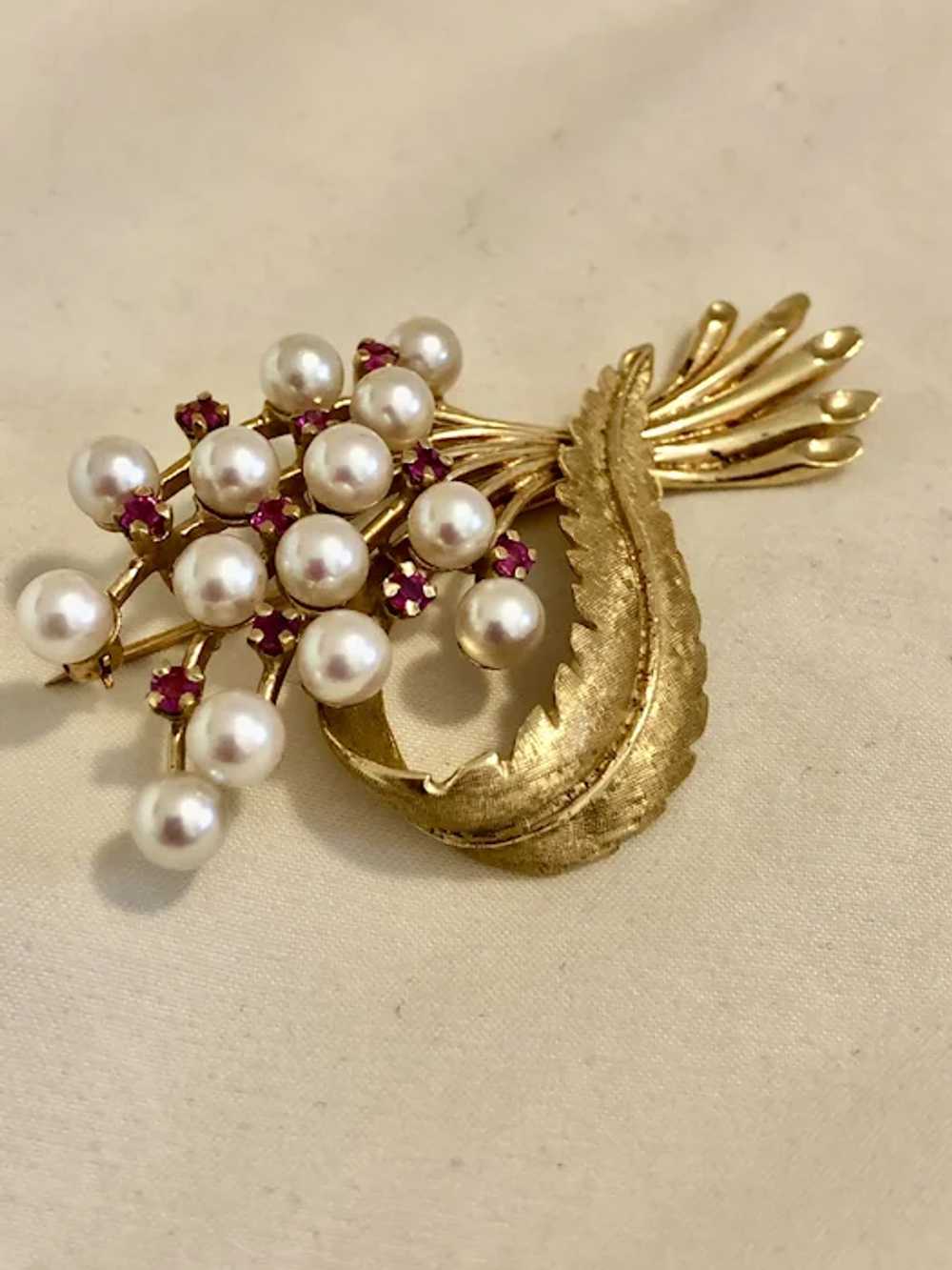 Vintage Ruby and Pearl 14K gold  Brooch - image 7