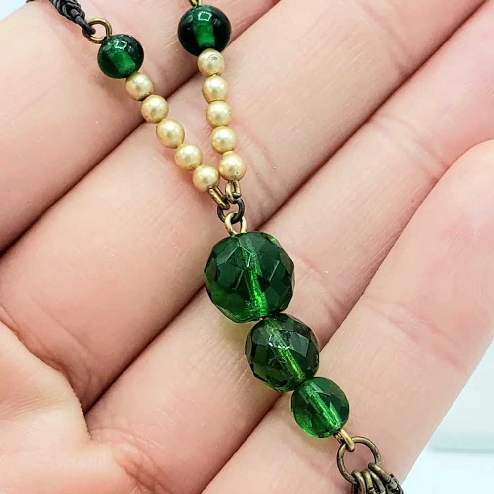 Green Glass Bead and Faux Pearl Vintage Necklace - image 2