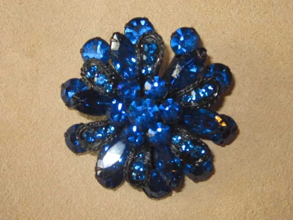 Stunning Blue Vintage Brooch - image 4