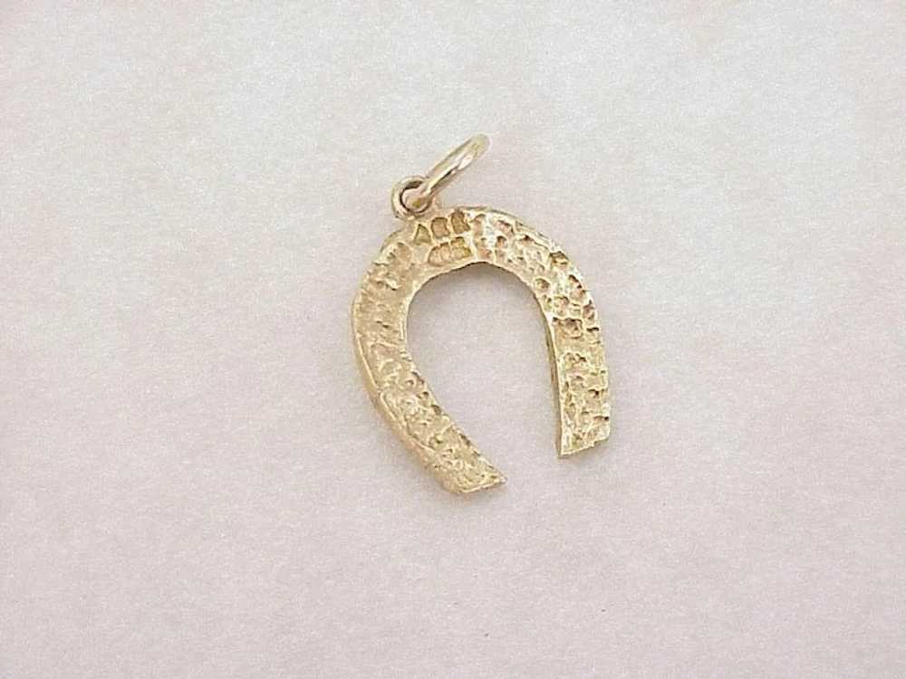Vintage Lucky Horse Shoe Charm 10k Gold, Three Di… - image 2