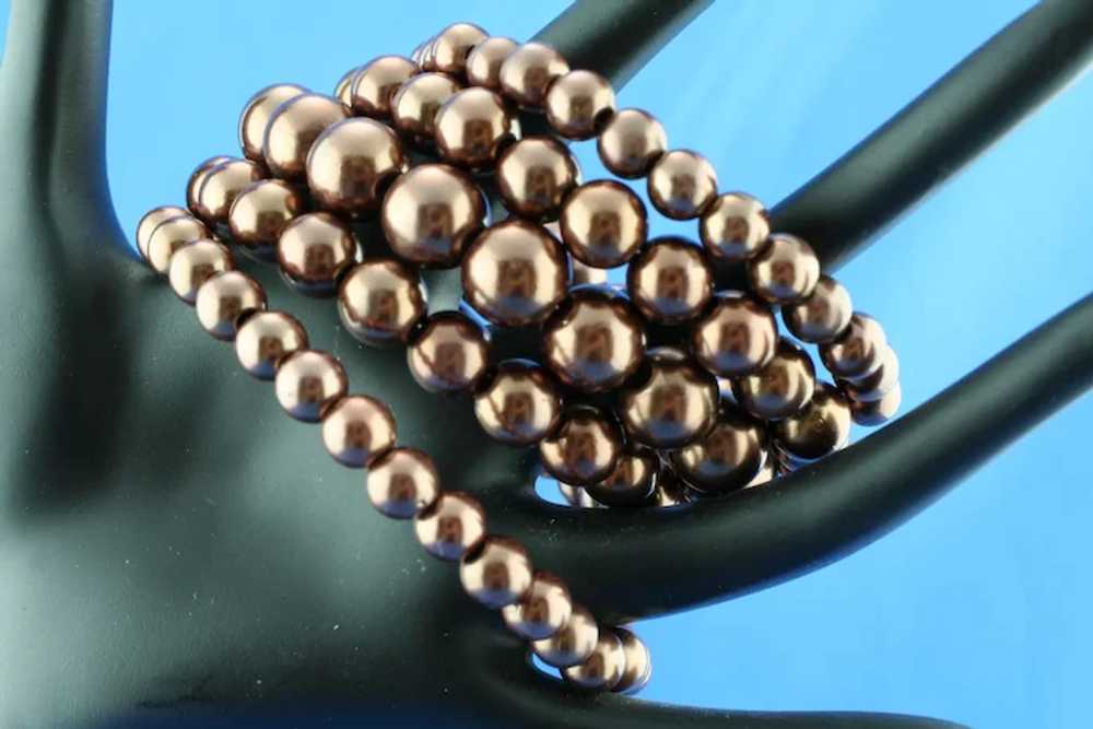 Set of Two faux pearl coil bracelets 1980's - image 3