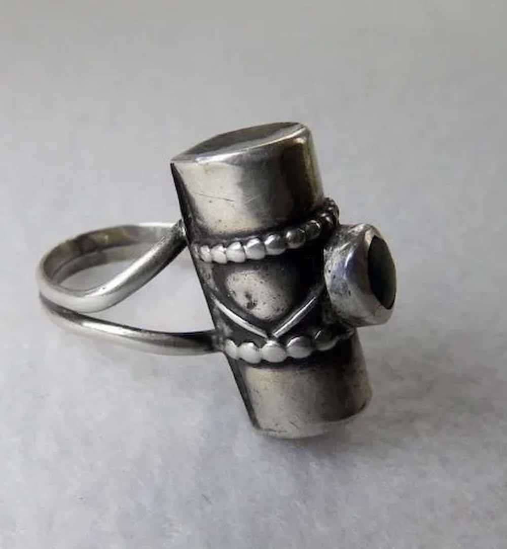 Handmade Sterling Modernist Ring With Green Stone - image 3