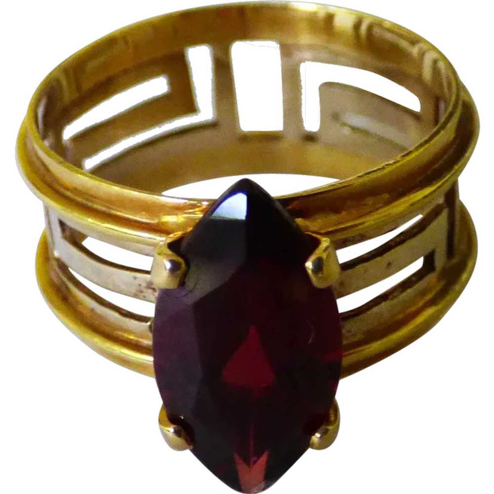 18K Ring With Garnet - image 1