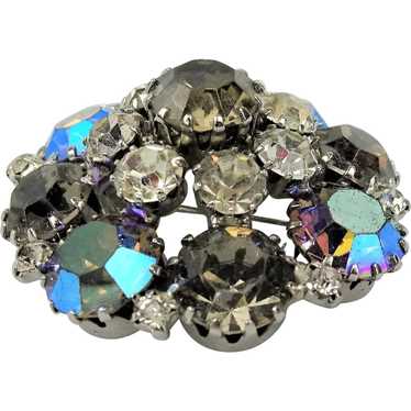 GLITTERING WEISS Glass Rhinestone Brooch,Prong Se… - image 1