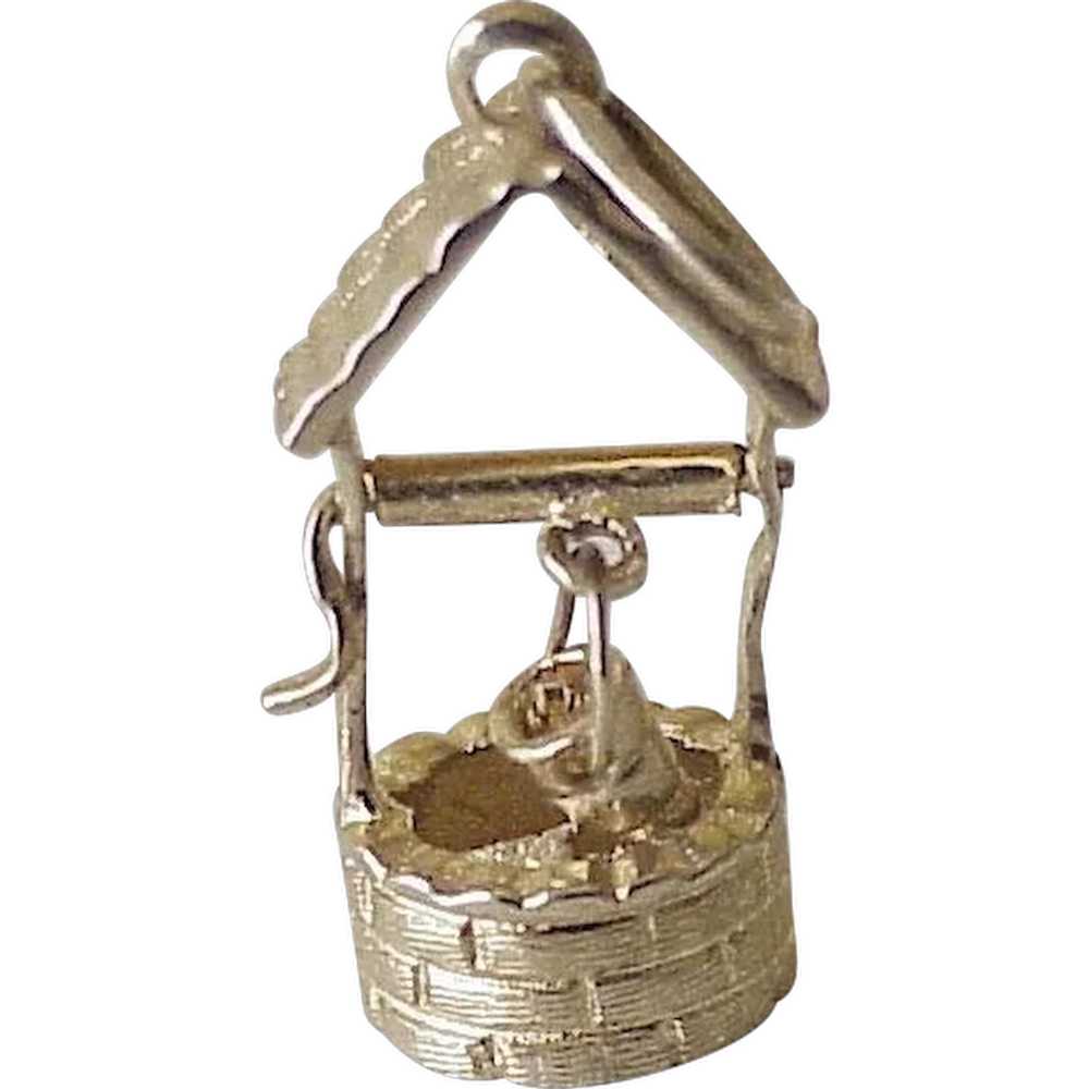 Moving Water Well / Wishing Well Vintage Charm 14… - image 1