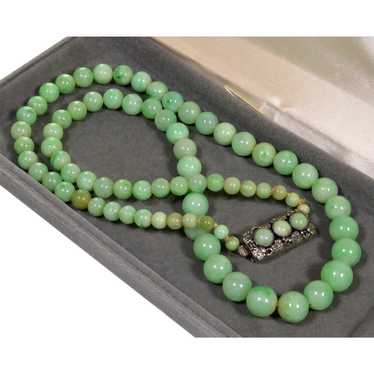 Antique Art Deco Jadeite Jade Bead Necklace 22 1/… - image 1