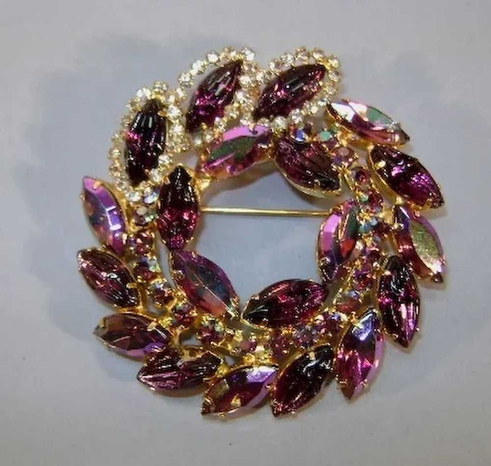 VINTAGE Unsigned Beautiful Purple and Crystal Bro… - image 8