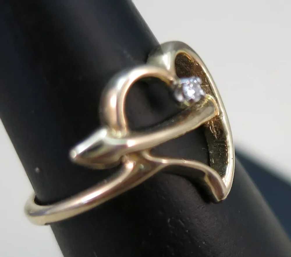VINTAGE Girls 10K Yellow Gold Ring  Heart and Dia… - image 3