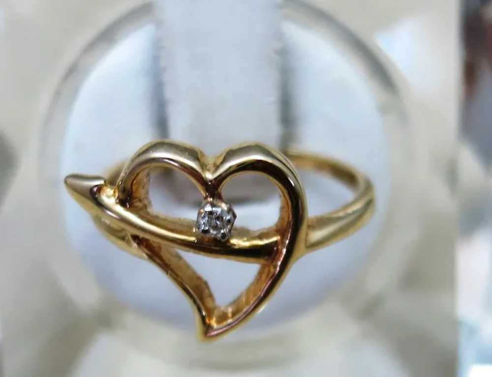 VINTAGE Girls 10K Yellow Gold Ring  Heart and Dia… - image 4
