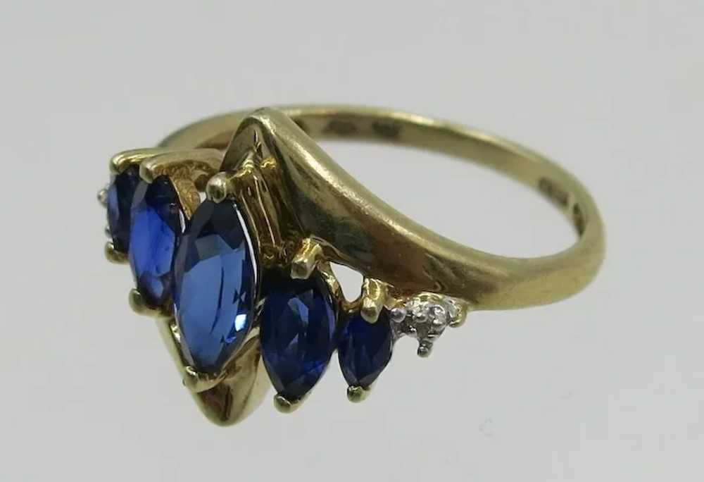 VINTAGE 10k Yellow Gold Ring with Sapphires and d… - image 7