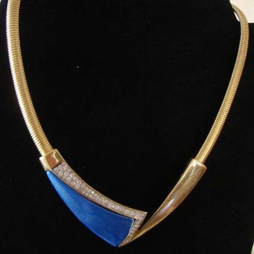 Modernist blue Lucite choker necklace designer Ku… - image 2
