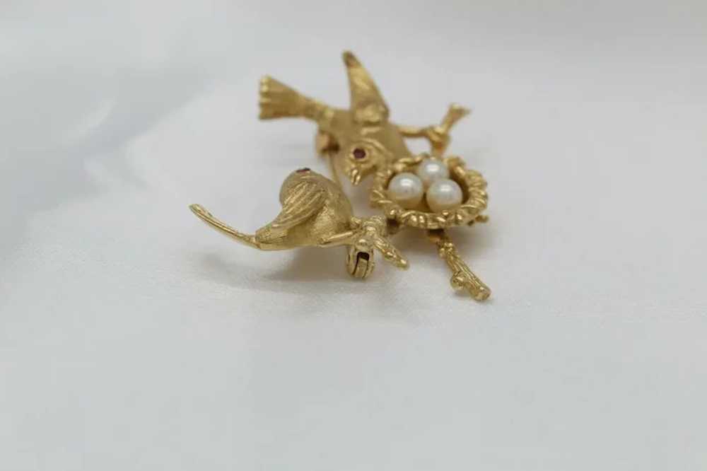 14k Yellow Gold Birds & Pearl Nest Brooch Pin - 8… - image 5