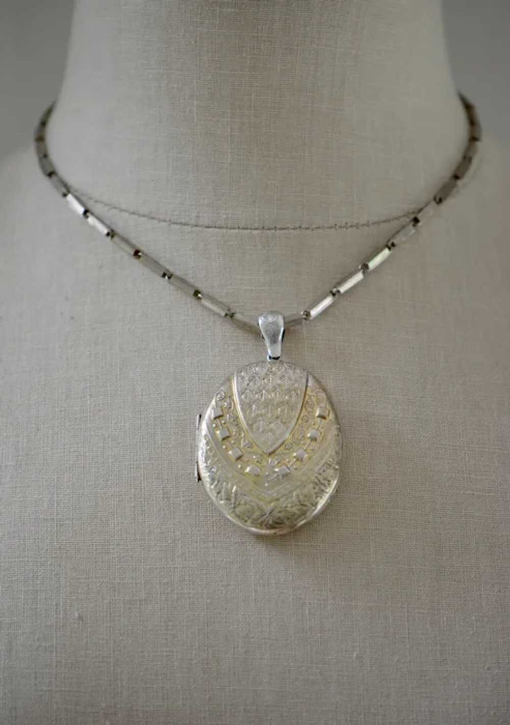 Victorian Silver Large Oval Locket and Chain with… - image 3