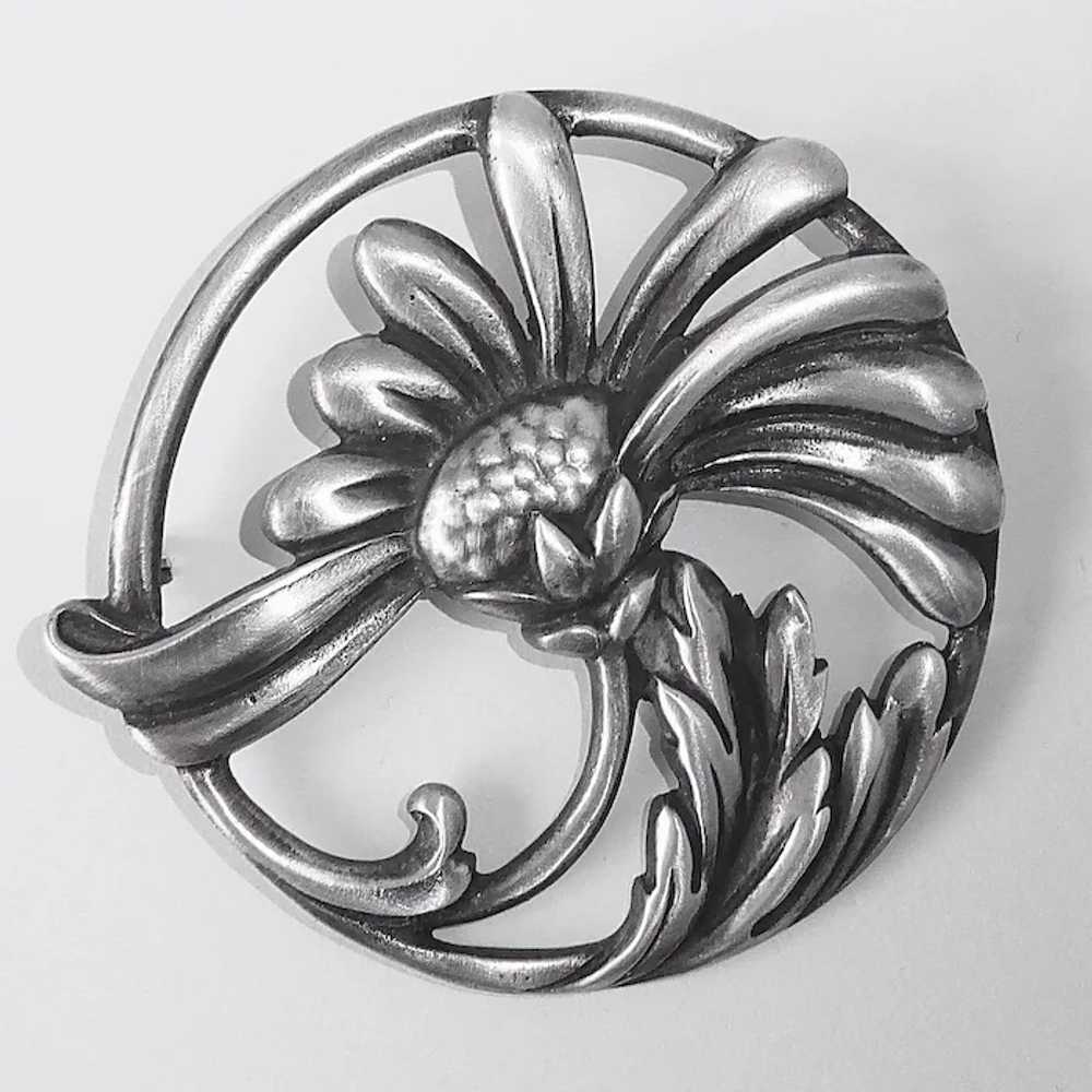 Viking Craft Art Deco Sterling Stylized Daisy Pin - image 4