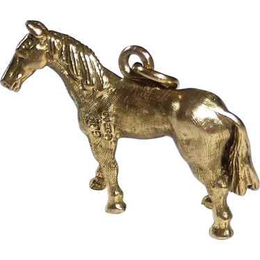 9k Yellow Gold Three Dimensional Horse Charm - image 1