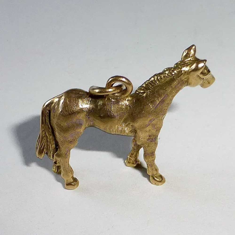 9k Yellow Gold Three Dimensional Horse Charm - image 4