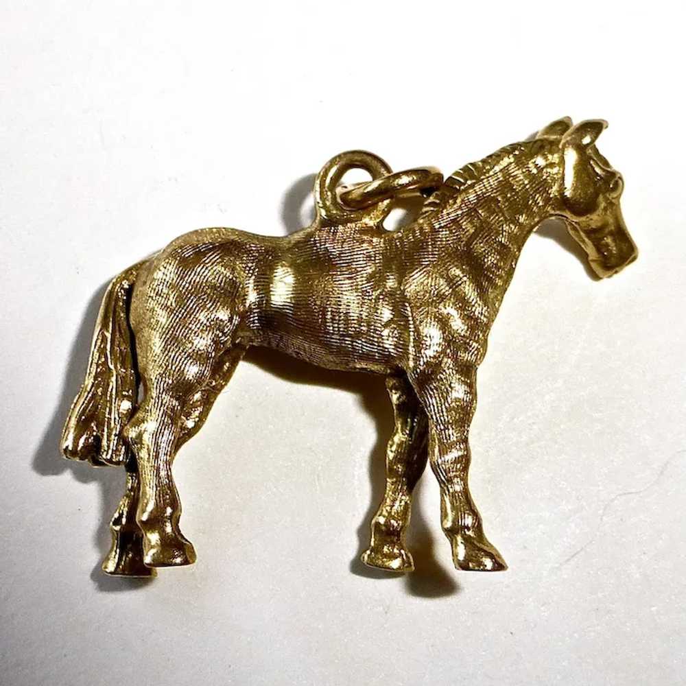 9k Yellow Gold Three Dimensional Horse Charm - image 8