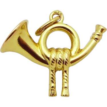 Vintage 8K Yellow Gold 3D French Horn Charm