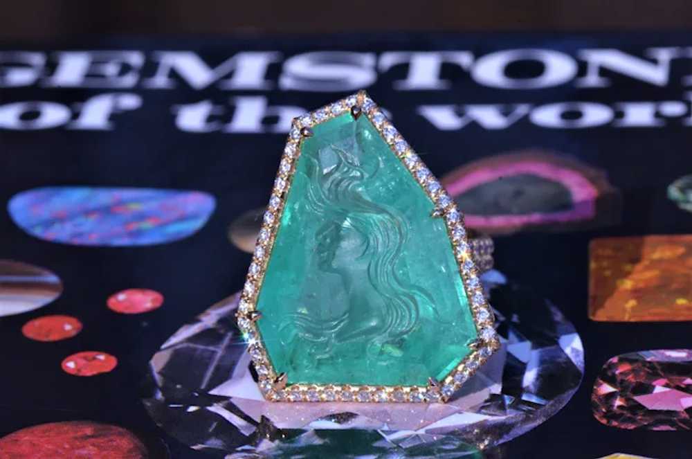 Russian Intaglio Emerald in 18 Karat Yellow Gold … - image 4