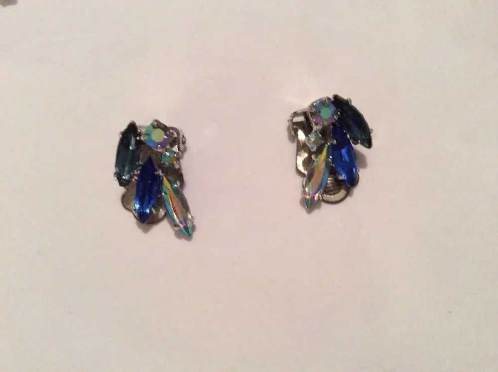 Blue Rhinestone Pin & Earring Set - image 7