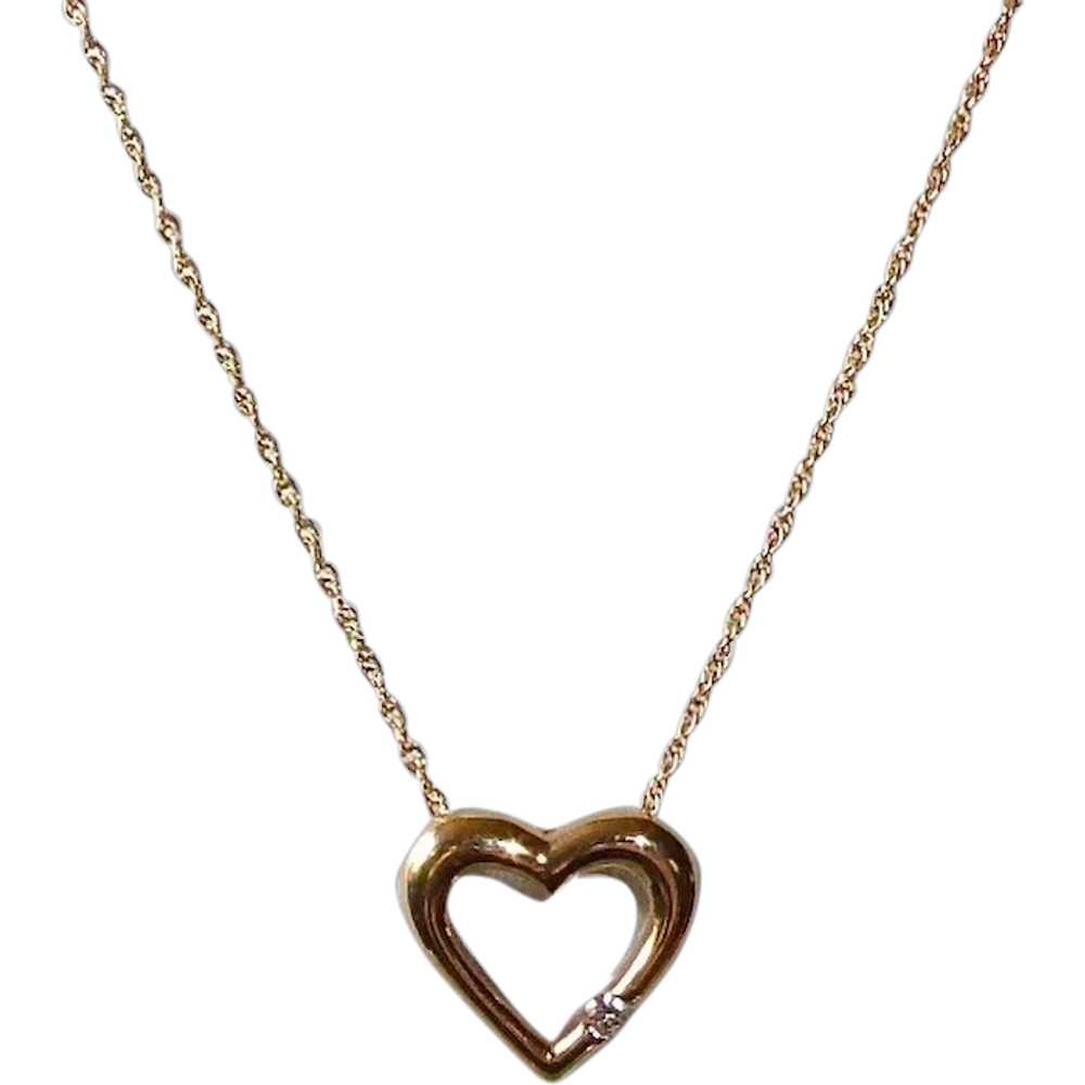 14k Gold Heart Pendant Necklace w Diamond - image 1