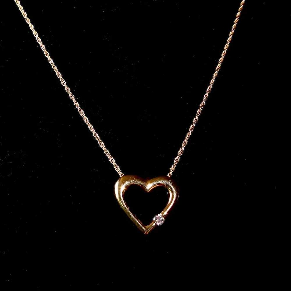 14k Gold Heart Pendant Necklace w Diamond - image 5
