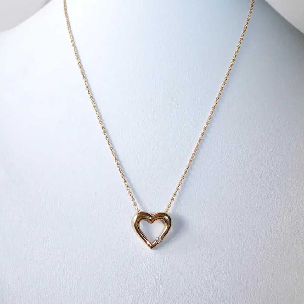 14k Gold Heart Pendant Necklace w Diamond - image 8