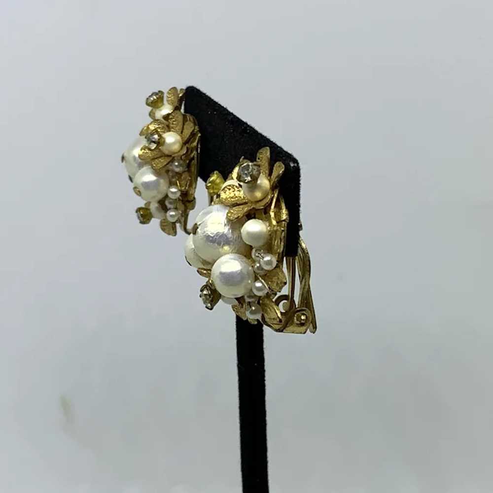 Floral Gold-tone Earrings Simulated Pearls Rhines… - image 5