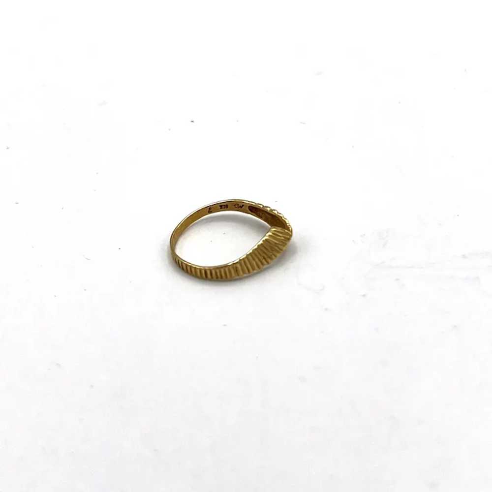 14K Twisted Ridged Ring - image 3