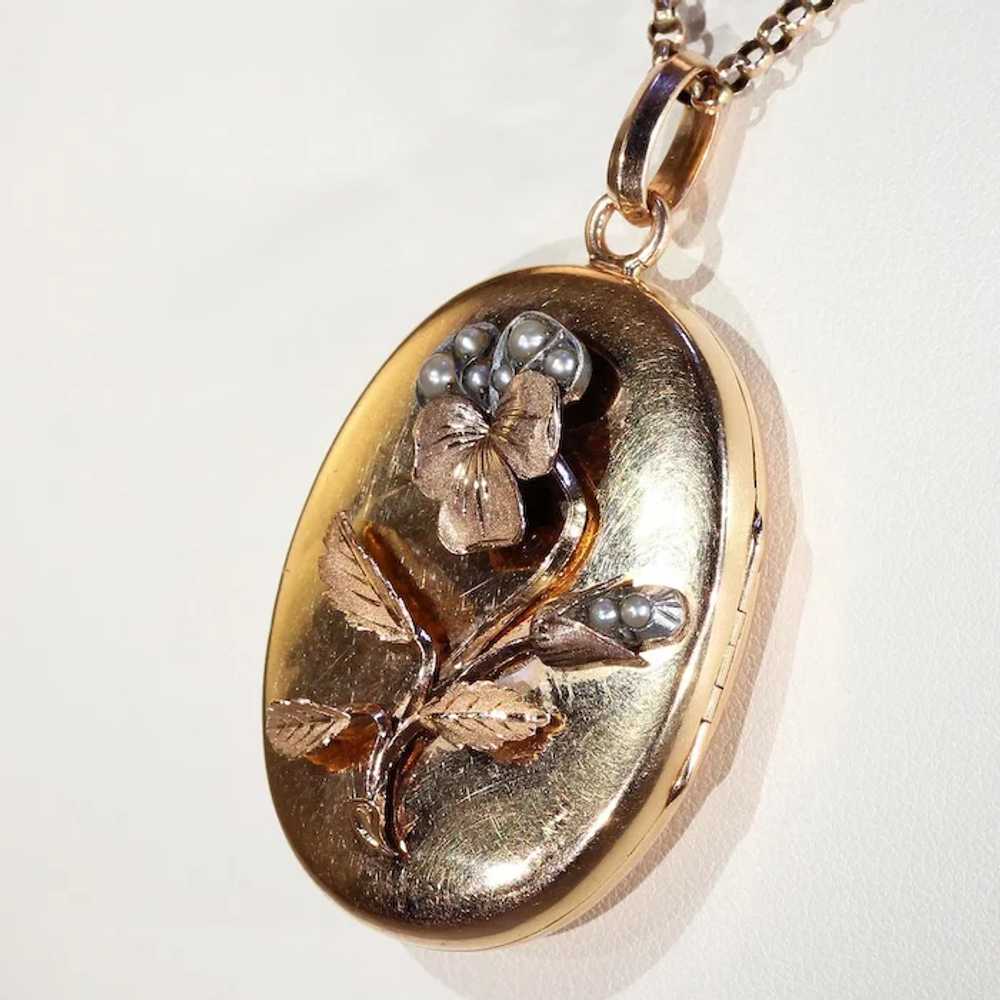 Lovely Victorian Pansy Locket Pearl Gold - image 3