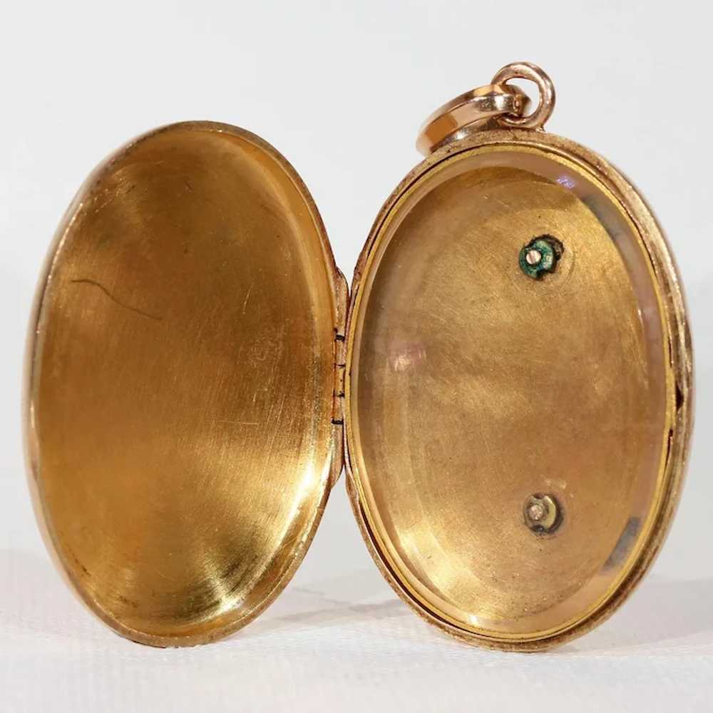 Lovely Victorian Pansy Locket Pearl Gold - image 5