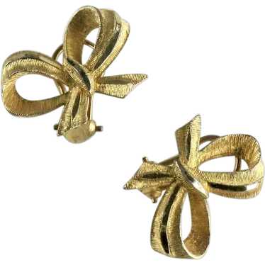 BSK Textured Goldtone Vintage Bow Earrings