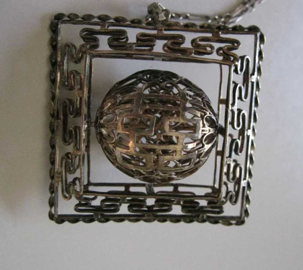 Antique Chinese Sterling Filigree Spinner Necklace - image 5