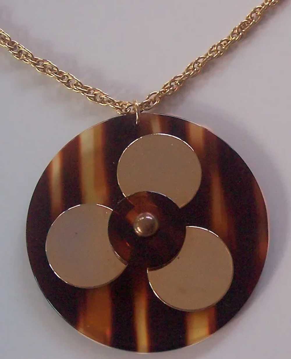 Tortoise shell Lucite Disc Pendant Necklace Gold … - image 2