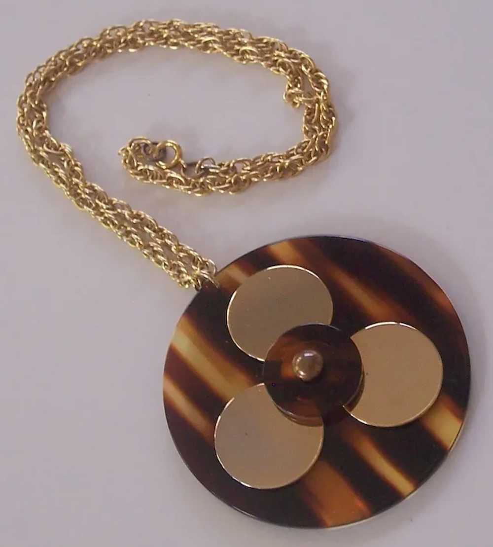 Tortoise shell Lucite Disc Pendant Necklace Gold … - image 3